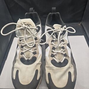 Men's Black and White Sneakers